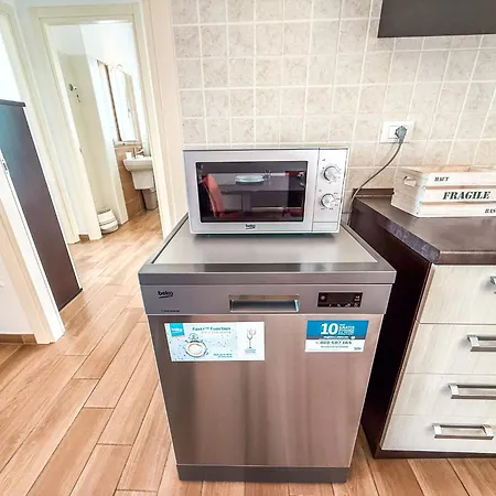 Indie Fronte Mare Rif A782 Cupra Marittima