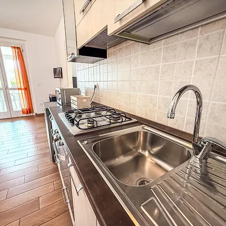 Indie Fronte Mare Rif A782 Appartement *